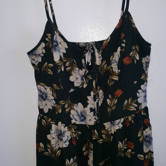 *sold*Floral Pant jumpsuit - Picture 2 of 4